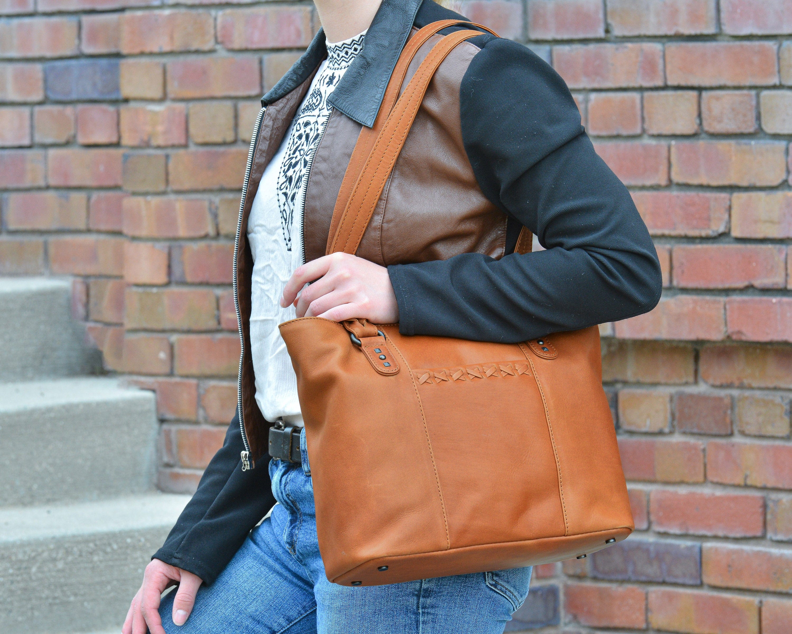 Concealed Carry Peyton Leather Tote for Women Lady Conceal -  YKK Locking & Universal Holster -  Designer Luxury Leather Carry Handbag -  carry Handbag for gun carry -  Unique Tote gun Handbag -  designer backpack purse -  designer purse sale -  designer purse sales -  womens designer purse sale -  Peyton Leather Tote -  designer lady purse concealed carry gun Handbag -   concealed carry Handbag for woman-  Easy Conceal Carry and Draw Purse - 